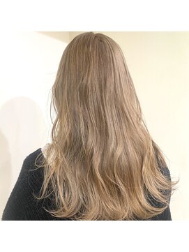 ラべリー 池袋(LOVELEY) ベージュカラー【池袋】