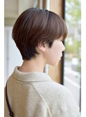 《e's イーズ鎌倉》柔らかな丸みシルエットのショートヘア