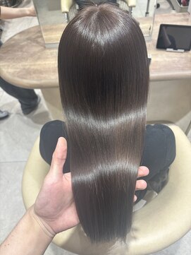 ジーナ 渋谷本店(Zina) レイヤーカットチョコレートブラウン