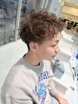 アミティ(AMITY) サーフカール、透明感アッシュ