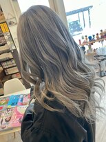 ヘア メイク ココ(hair make coco)&nbsp;ケアブリーチでつくるホワイトカラー＼(^o^)／