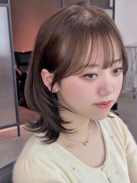 ビューエヒメ(VIEW EHIME) 小顔黒髪レイヤーカット×アッシュカラー20代30代40代