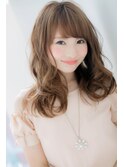 ＊LOREN＊2017年大人気ヘアスタイル♪大人かわいい小顔セミディ
