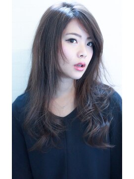 シック(Chic) くびれヘアうる艶髪抜け感ヘアアンニュイヘアミルクティアッシュ