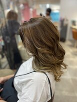 カラーリゾートAi 葛西店&nbsp;ベージュ系ハイライト