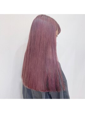 リノショアーズ 日本大通り店(RINOSHORES) 大人可愛いロングヘアくすみピンクハイトーンダブルカラーmaaya