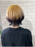  20代30代大人可愛いダブルカラーブリーチ外はねショートボブ