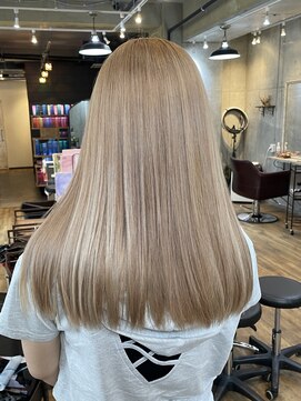 リィリ バイ ロダット 横浜(rili by LODAT) シルキーベージュ【rili横浜】