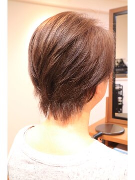 リコス(Ricos) ハイライト＆ショートボブ