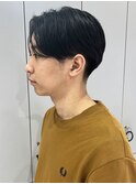 耳周りスッキリセンターパートアップバング×ビジネスカジュアル