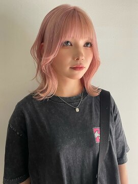 サンク 原宿 表参道(cinq) ハイトーンレイヤーボブミディアムレイヤーショートウルフボブ