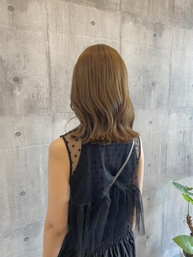 アーチ(ARCH) ハイトーンベージュセミディ《ARCH CHIAKI》