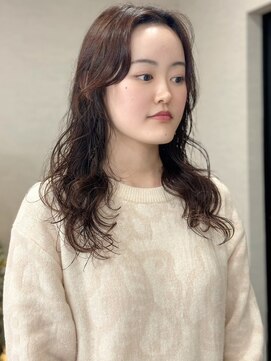 トナリ(tonari) ニュアンスパーマ ロングパーマ グレージュ【鹿児島中央駅】