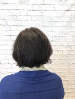 ミーティア バイ クアトロ(Meteor By QUATRO) ゆるふわカールボブ