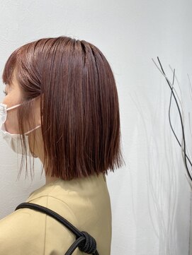 ステララヴェスト(Stella L'ovest) ぱつっとボブ