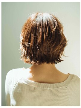 アマリス(Amaris) マッシュレイヤーショート20代/30代/40代/庭瀬
