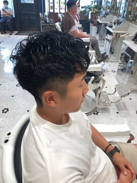 ルドローブラントオオサカ(LUDLOW BLUNT Osaka) 【LUDLOW BLUNT】ツーブロックマッシュパーマ