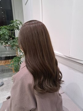 ラフランクリー(la frankly) 20代30代/イヤリングカラー/ミニボブ/ショートボブ