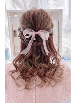 アマレット 東京駅八重洲店(amaretto)&nbsp;細かめカールのハーフアップ