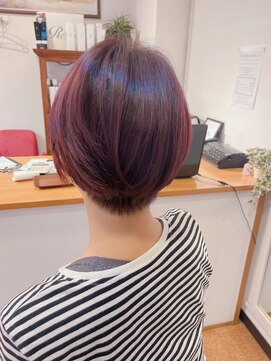 ヘアーコンセプト(HAIR CONCEPT) ピンクべージュショートカット