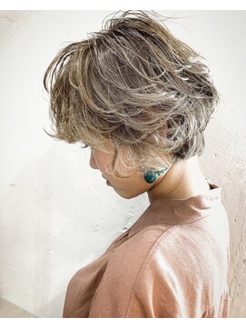 ヘアーワークス ヘルム 渋谷店(HAIR WORKS HELM) 【HELM渋谷】ショートレイヤー