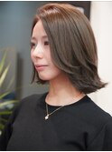 外ハネミディアムボブ