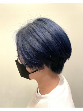 パル(PARU) ブルー×ショート