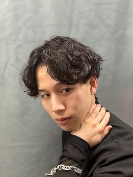 スリー スタンド(THREE STAND) 新学期にオススメ波巻きスパイラルパーマ 10代20代30代