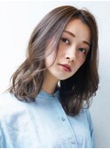 くびれヘア×アースカラー　ペールベージュグラデーションカラー