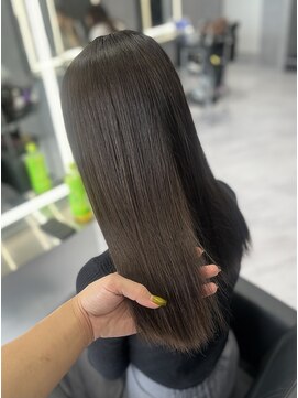 シーエスメイドバイシャチュー 栄店(CS made by SHACHU) ブラウン