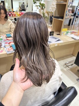 サラ 新宮店(SARA) バレイヤージュカラー