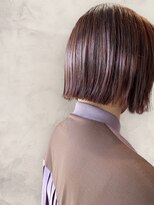 ヘアープロデュース ケー(HairProduceK) 20代30代大人可愛い艶感ラベンダーベージュ切りっぱなしショート