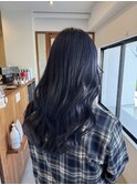 ネイビーカラー