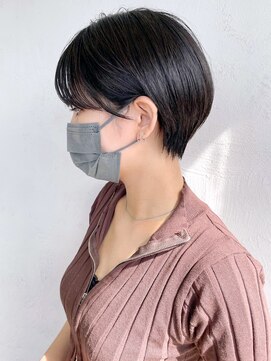 シオン(shion) ショート前髪カットおくれ毛くびれヘア_ba349171