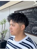 金髪メッシュ