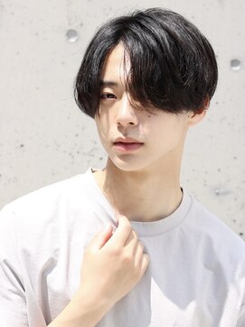 ルーシー 川越(LUCEY) センターパートフェザーパーマシャドウパーマメンズパーマ