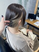 マーレ(MARLE./)&nbsp;大人モードなホワイトベージュインナーカラー