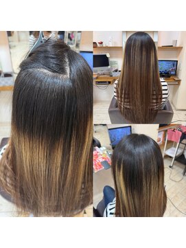サロン ド アベニュー ストレートロング