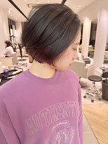 ステアケース ギンザセブン(stair:case ginza7)&nbsp;黒髪インナーカラーピンク前下がりショートボブ