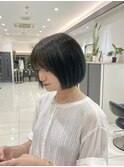 暗めオリーブ