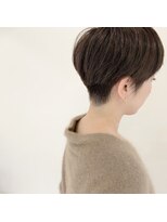 デフィー(DEFY)&nbsp;ふんわりトップのショートヘア