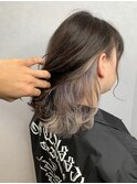 お洒落可愛いシルバーインナーカラー ゆるふわウェーブ 3