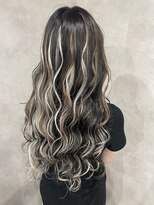 アンシュシュ(UN CHOU-CHOU)&nbsp;エクステでハイライト風