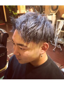 ディスパッチヘアー 甲子園店(DISPATCH HAIR) グレー×ツイストパーマ