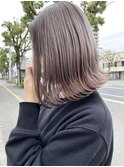 カーキーベージュ