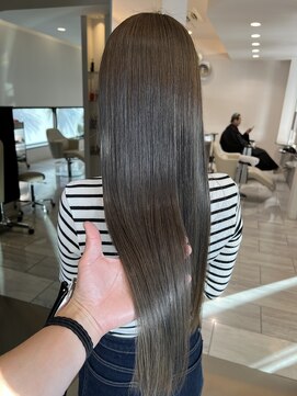 ウシワカマル ミライ(USHIWAKAMARU MIRAI) ツヤ×透明感×グレージュカラー