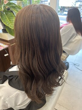 ヘアーアンドエステ ハラダ 滝ノ水店(Hair&Esthe Harada) ナチュラルベージュ