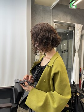 ペイププロドアイコン 博多(Peyp prod ICON) 顎ラインボブ×スパイラルパーマ