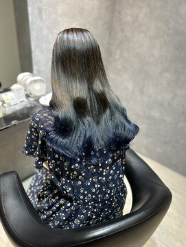 ノア(noa) 色落ち可愛いブルーグラデーション