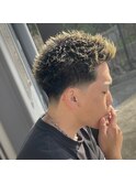 スタイリスト【上岡】スパイキーショートテーパーフェード